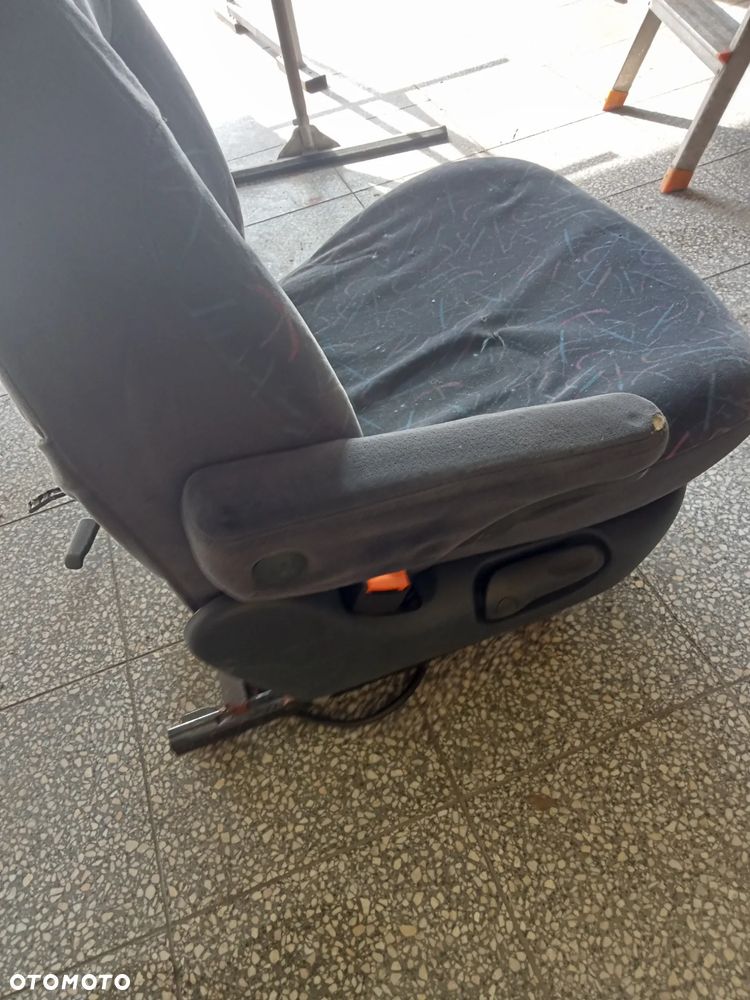 fotel kapitański obrotowy sharan galaxy - 8