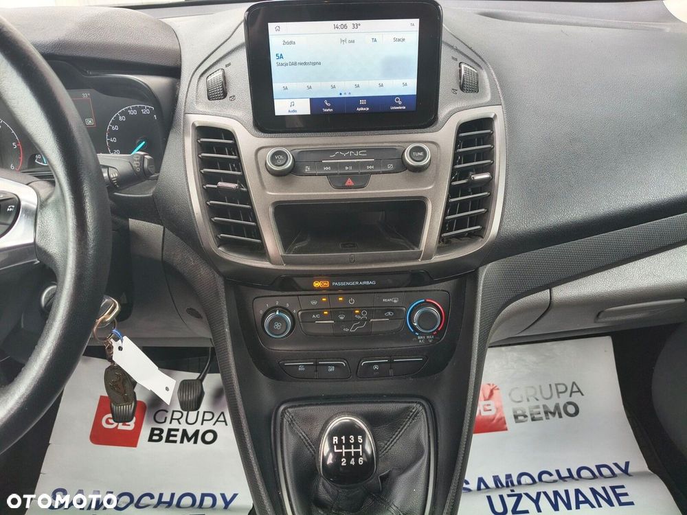 Ford Transit Connect - 20