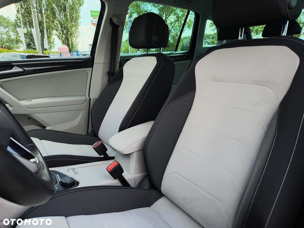 Volkswagen Tiguan 2.0 TDI SCR 4Mot Elegance DSG - 12