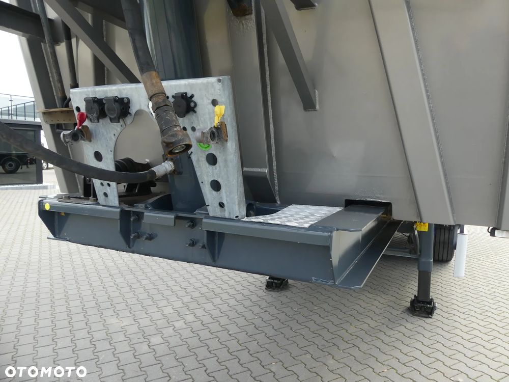 Bodex WYWROTKA 50m3 / KLAPO DRZWI / SZYBRY / OŚ PODNOSZONA / - 11