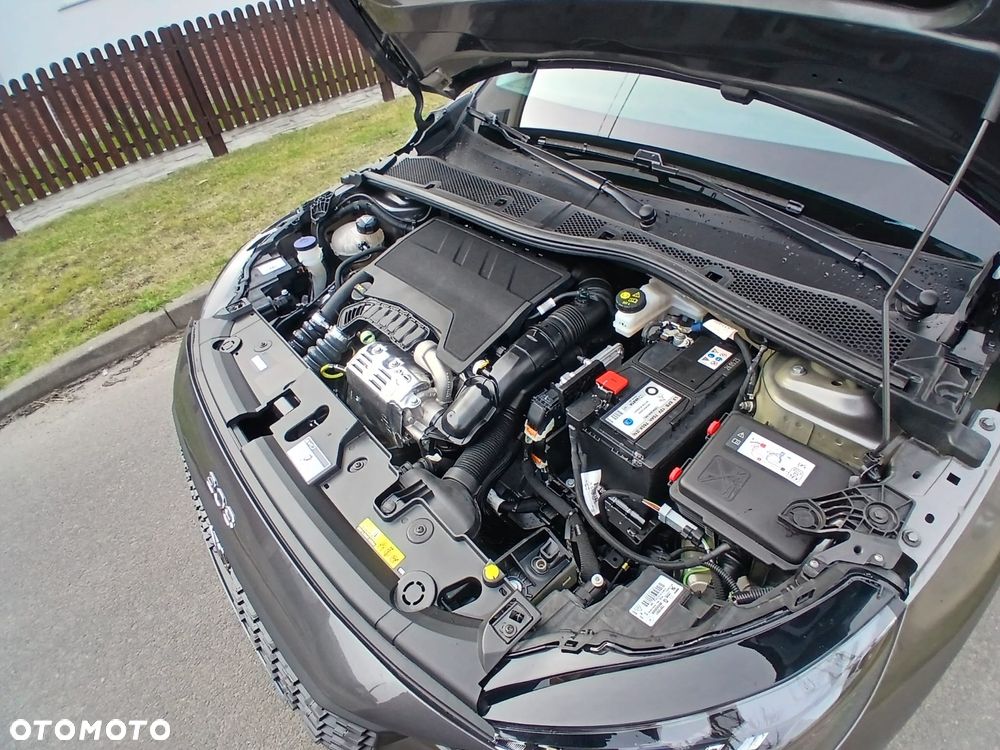 Peugeot 208 1.2 PureTech Allure S&S - 26