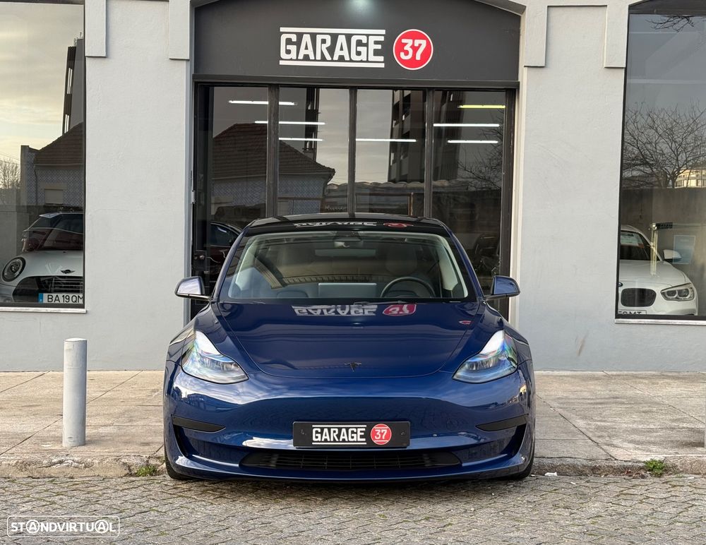 Tesla Model 3 - 2