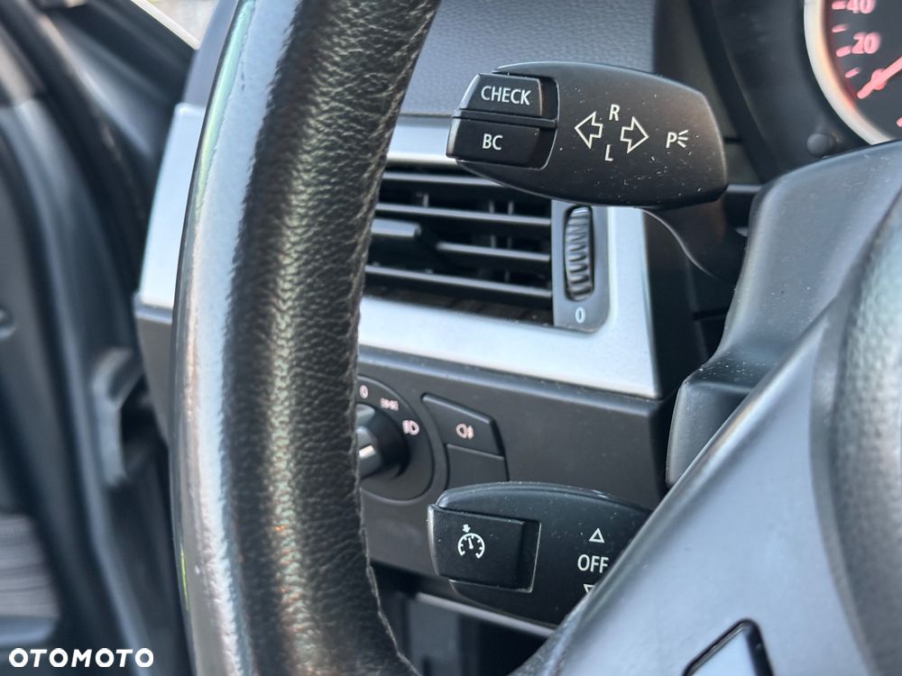 BMW Seria 5 - 31