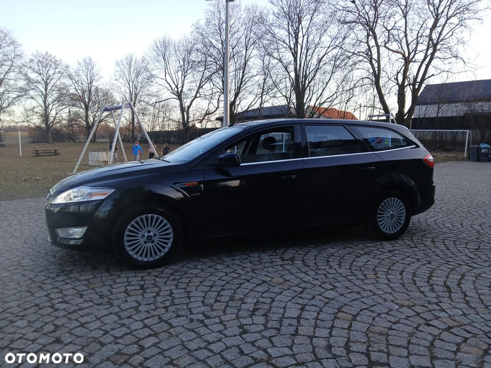Ford Mondeo 2.5 Titanium - 17