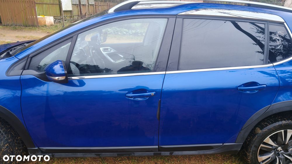 Peugeot 2008 1.2 Pure Tech GPF Allure S&S EAT6 - 15