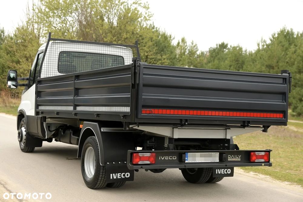 Iveco DAILY//70C17// 3.0 170 KM- podwójne tylne koła// WYWROTKA 3-stronna// Rozstaw osi 410 cm// SALON POLSKA//BEZWYPADKOWY// I WŁAŚCICIEL - 12