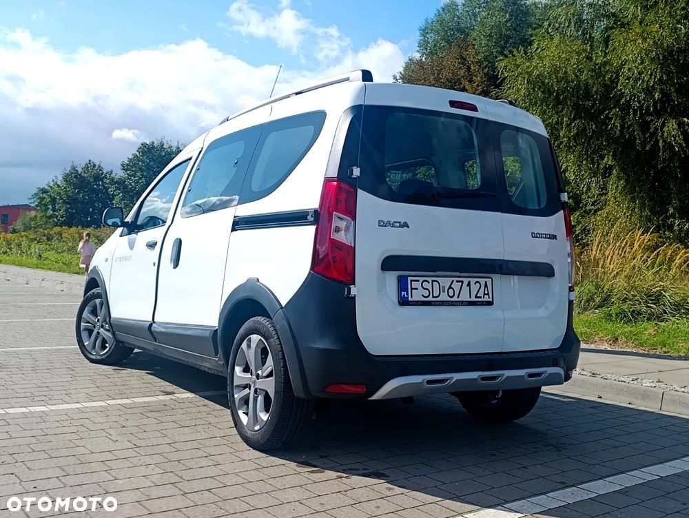 Dacia Dokker TCe 115 Stepway - 8