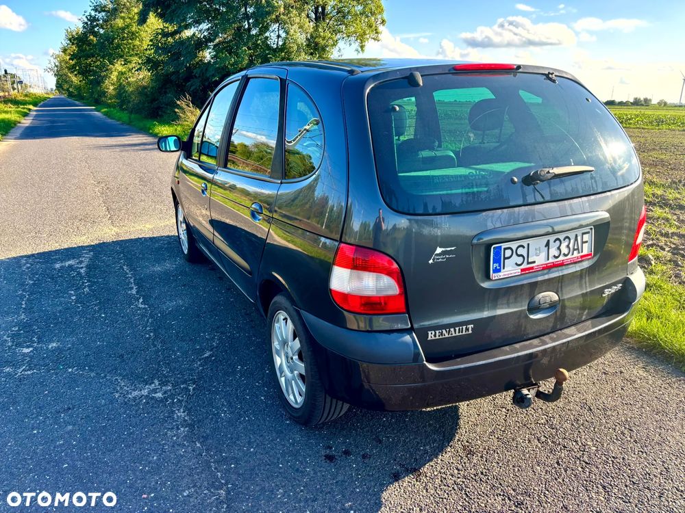 Renault Scenic - 2