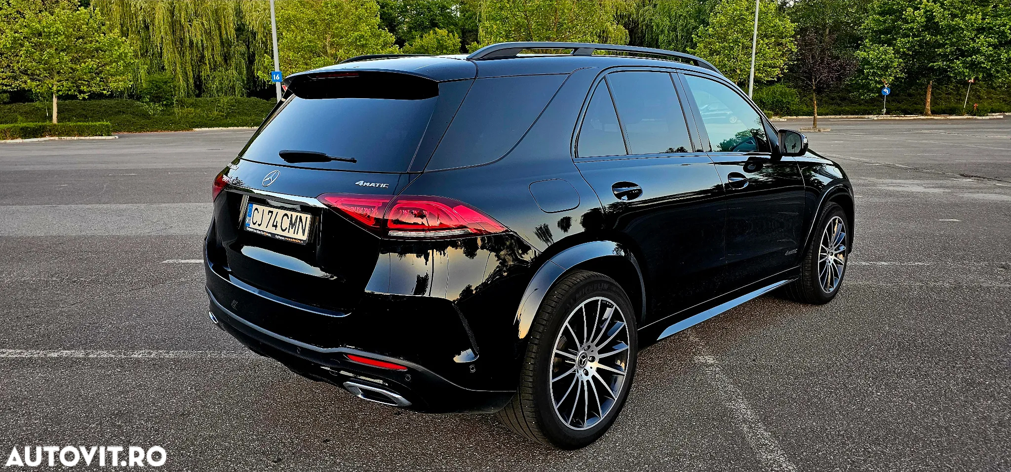 Mercedes-Benz GLE 400 d 4Matic 9G-TRONIC AMG Line - 3