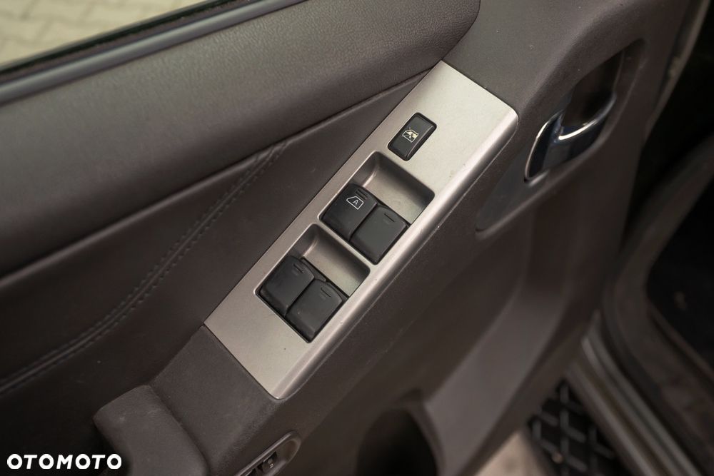 Nissan Pathfinder 2.5 D Platinum - 29