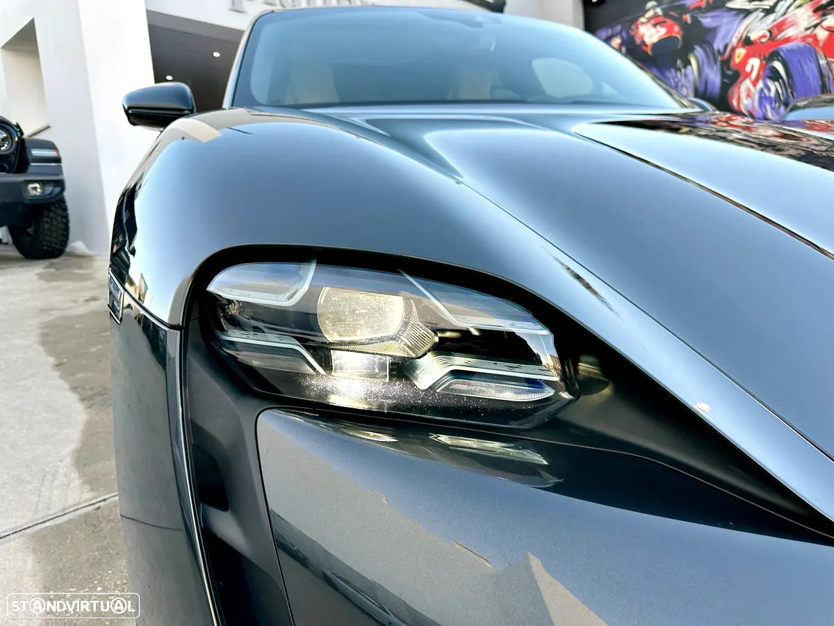 Porsche Taycan Sport Turismo Turbo S - 44