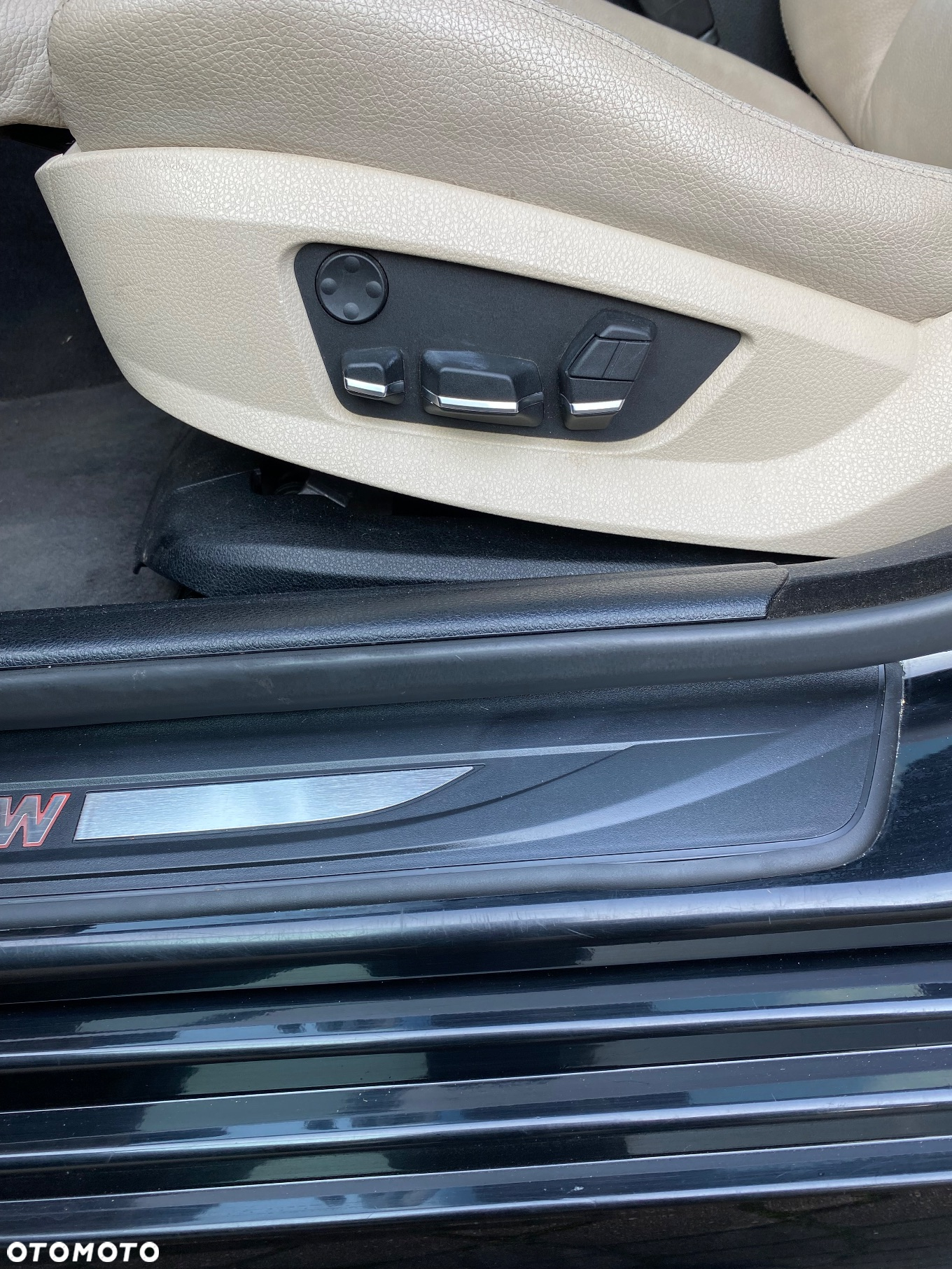 BMW Seria 5 535i xDrive - 28