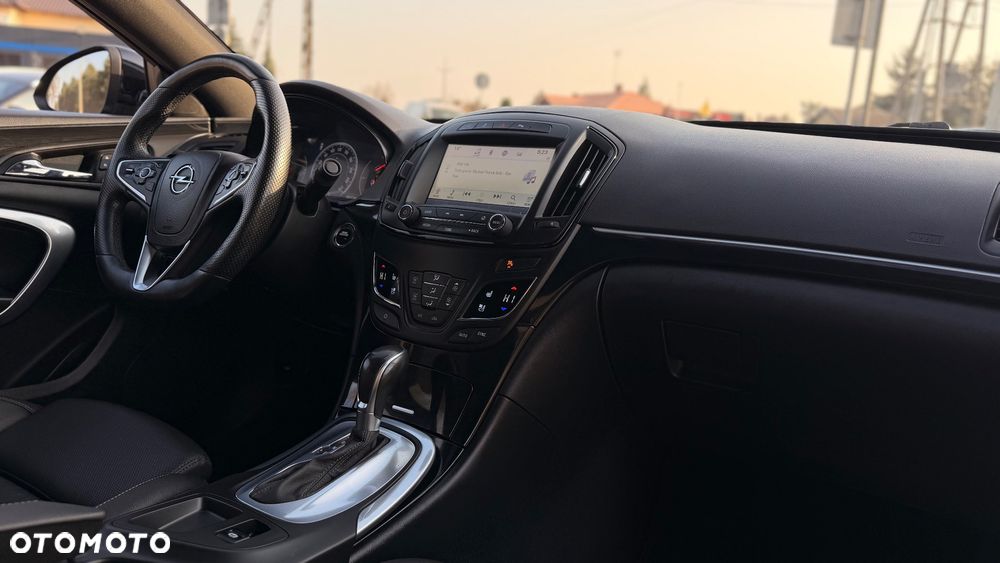Opel Insignia 2.0 T Cosmo - 23