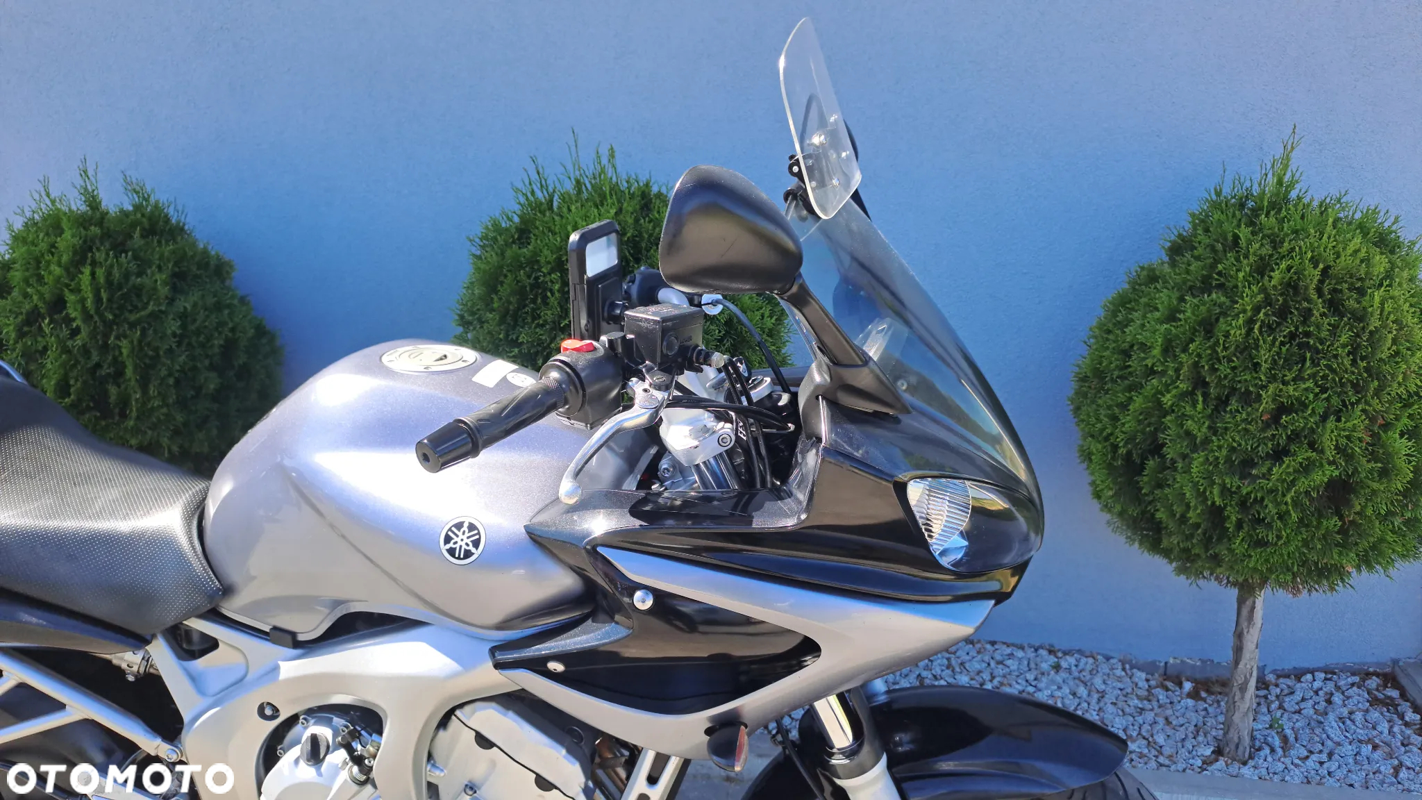 Yamaha FZ - 18