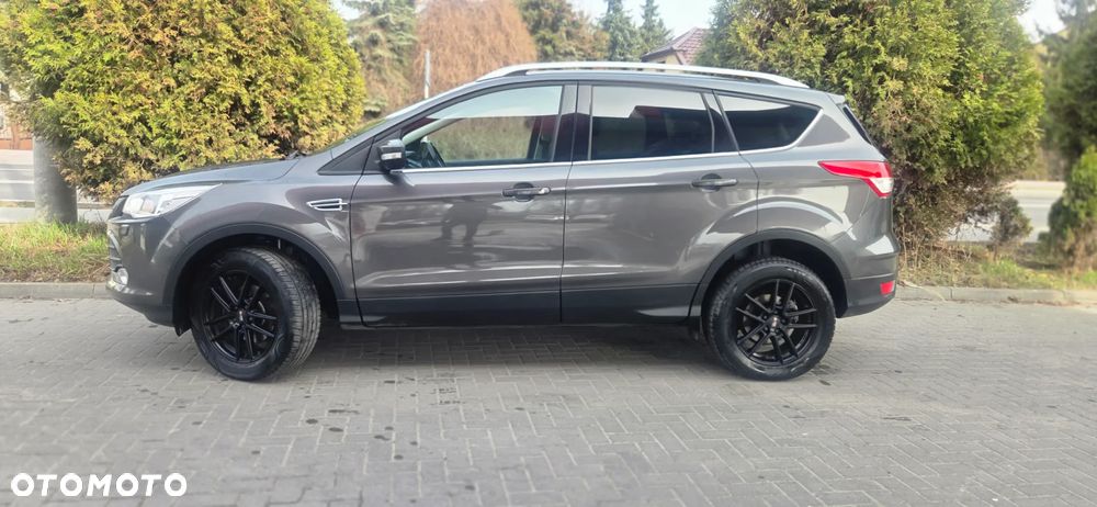 Ford Kuga 1.5 EcoBoost 2x4 Titanium - 8