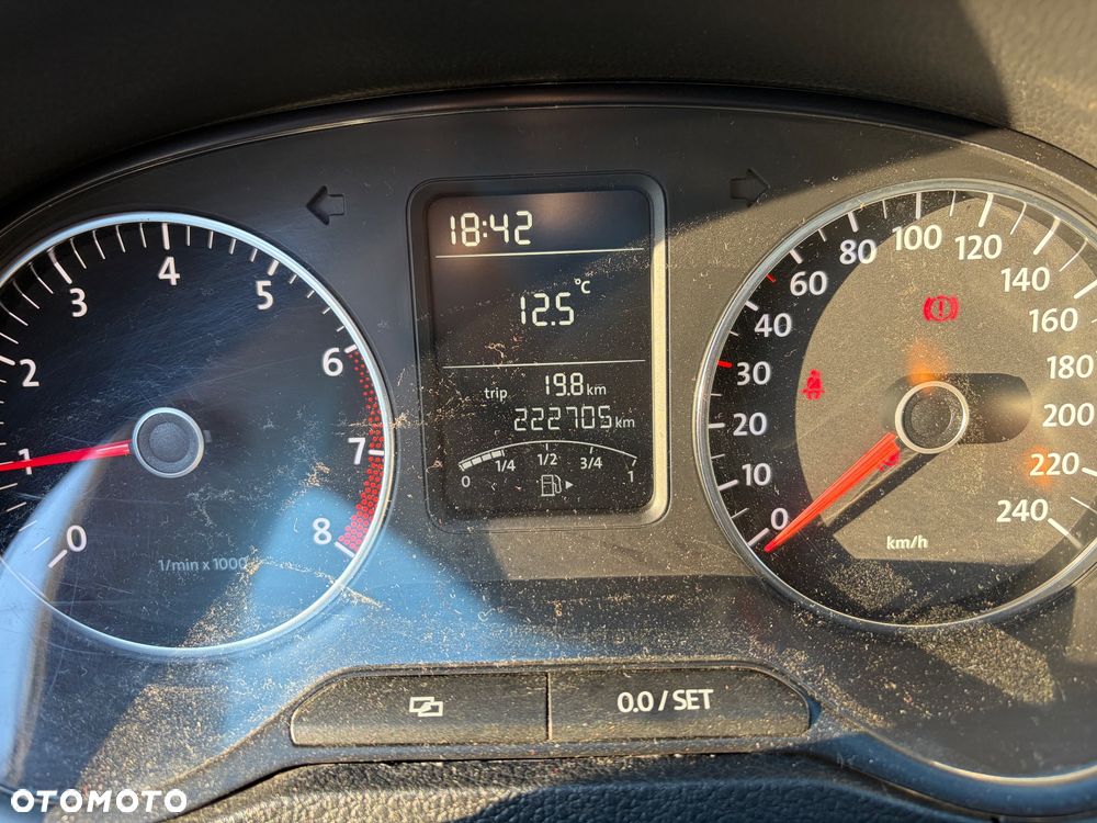 Volkswagen Polo - 10