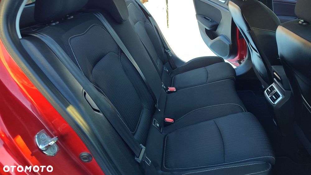 Renault Megane ENERGY dCi 110 EXPERIENCE - 28