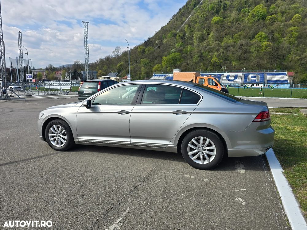 Volkswagen Passat - 3