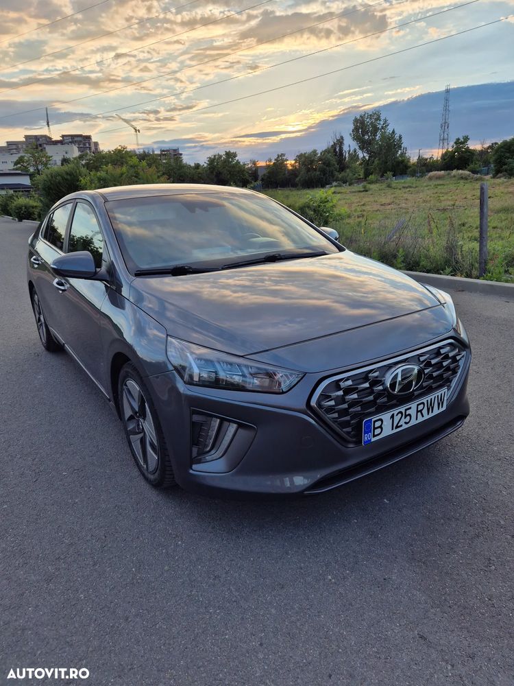 Hyundai IONIQ - 2