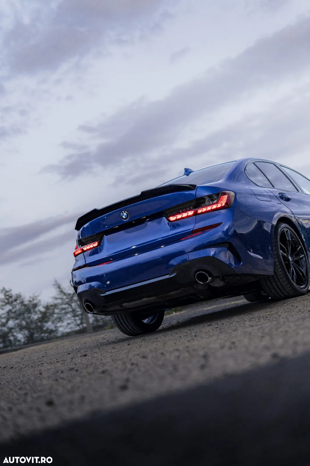 BMW Seria 3 330i xDrive Aut. M Sport - 3