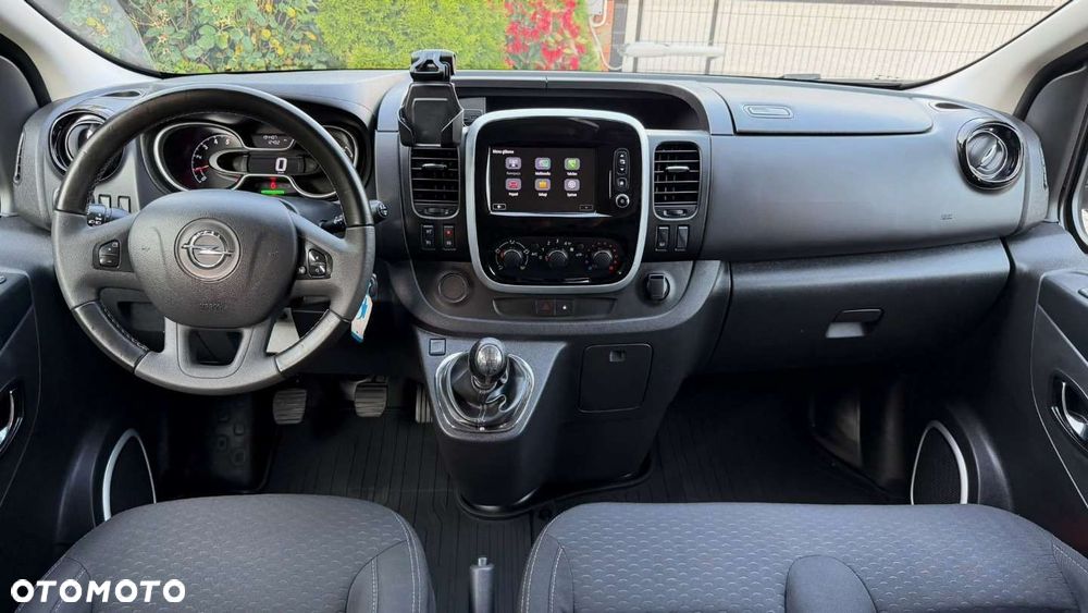 Opel Vivaro - 22