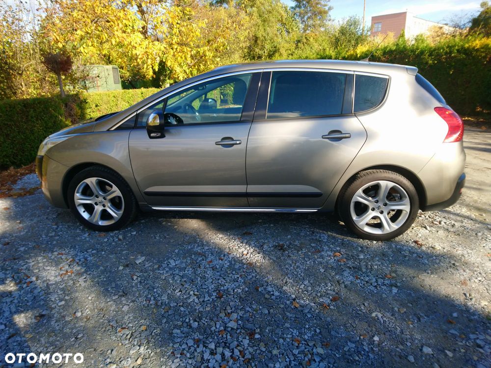 Peugeot 3008 HDi 150 Allure - 6