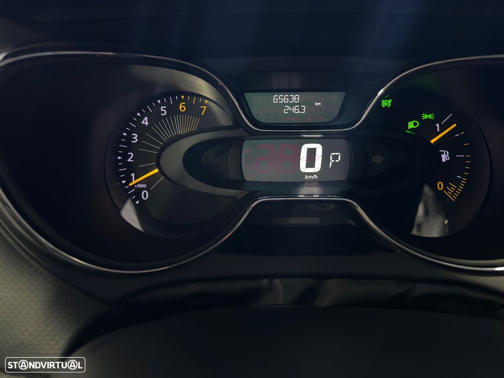 Renault Captur - 15