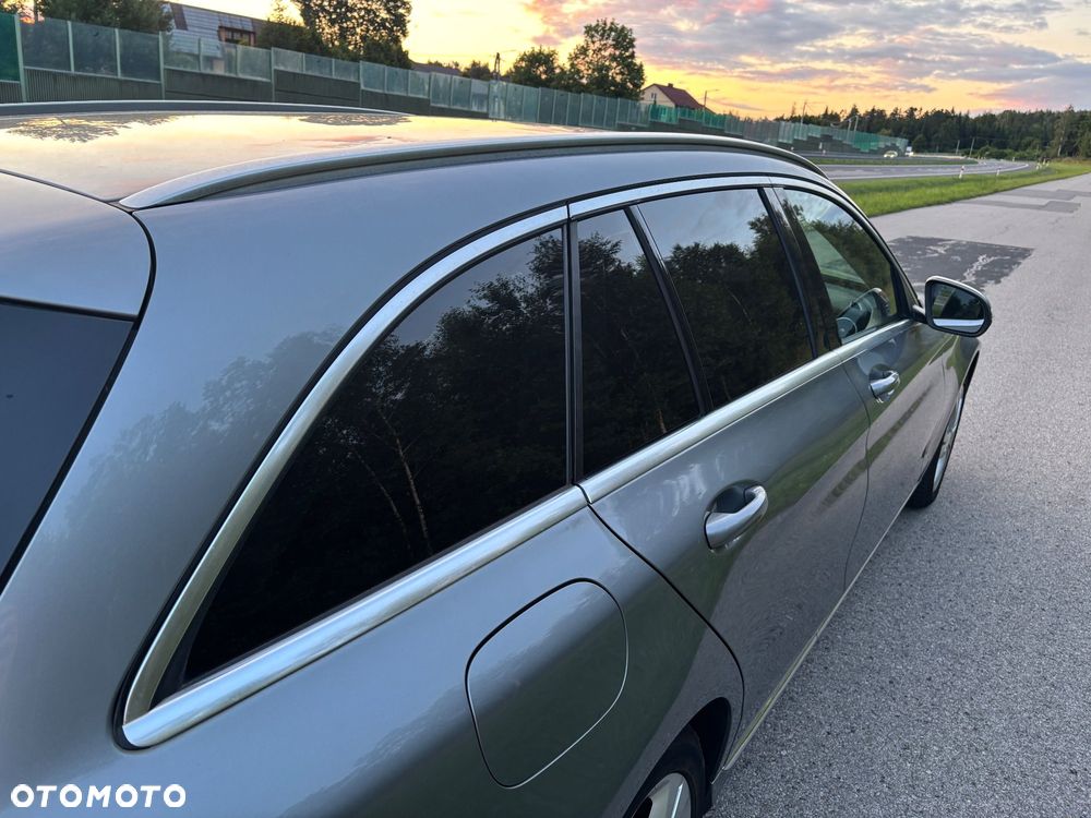 Mercedes-Benz Klasa C 180 7G-TRONIC Exclusive - 34