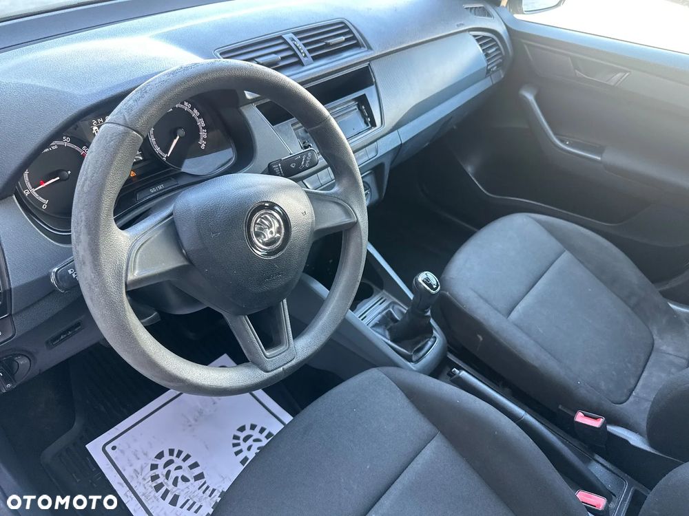 Skoda Fabia 1.0 TSI Active - 20