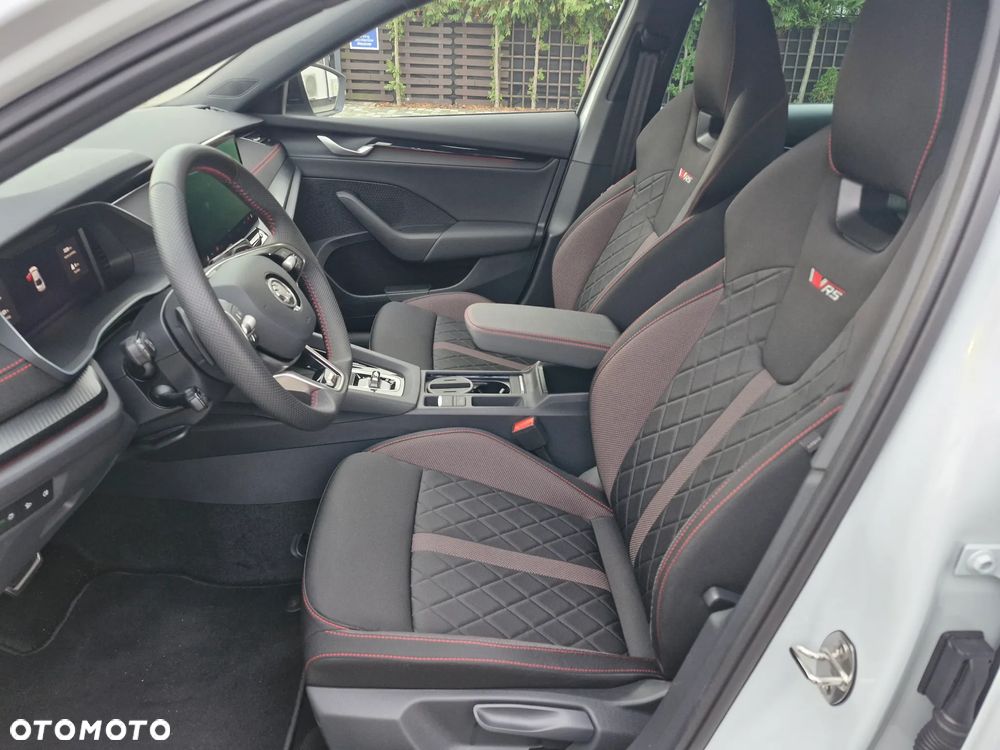 Skoda Octavia 2.0 TSI RS DSG - 17