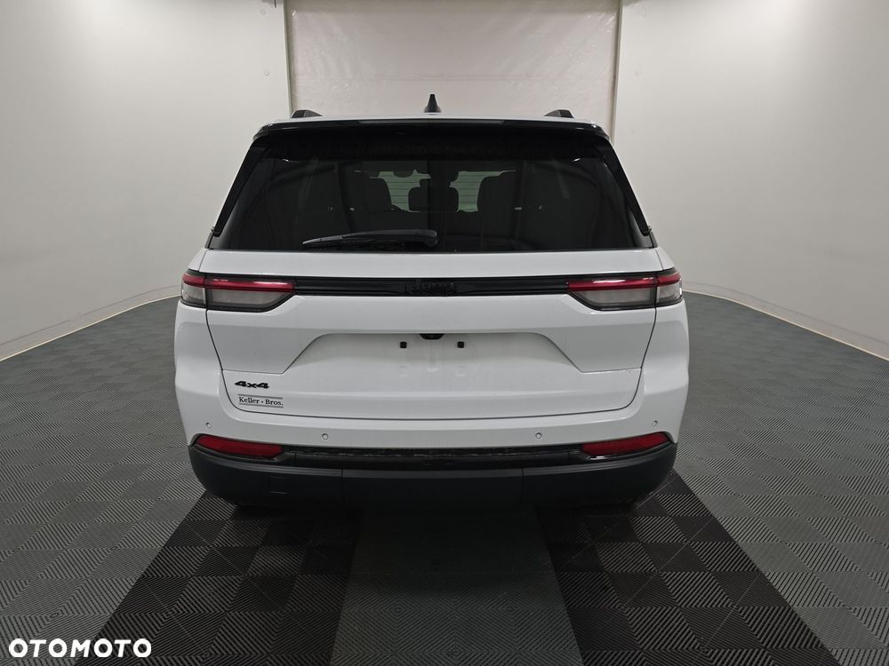 Jeep Grand Cherokee - 6