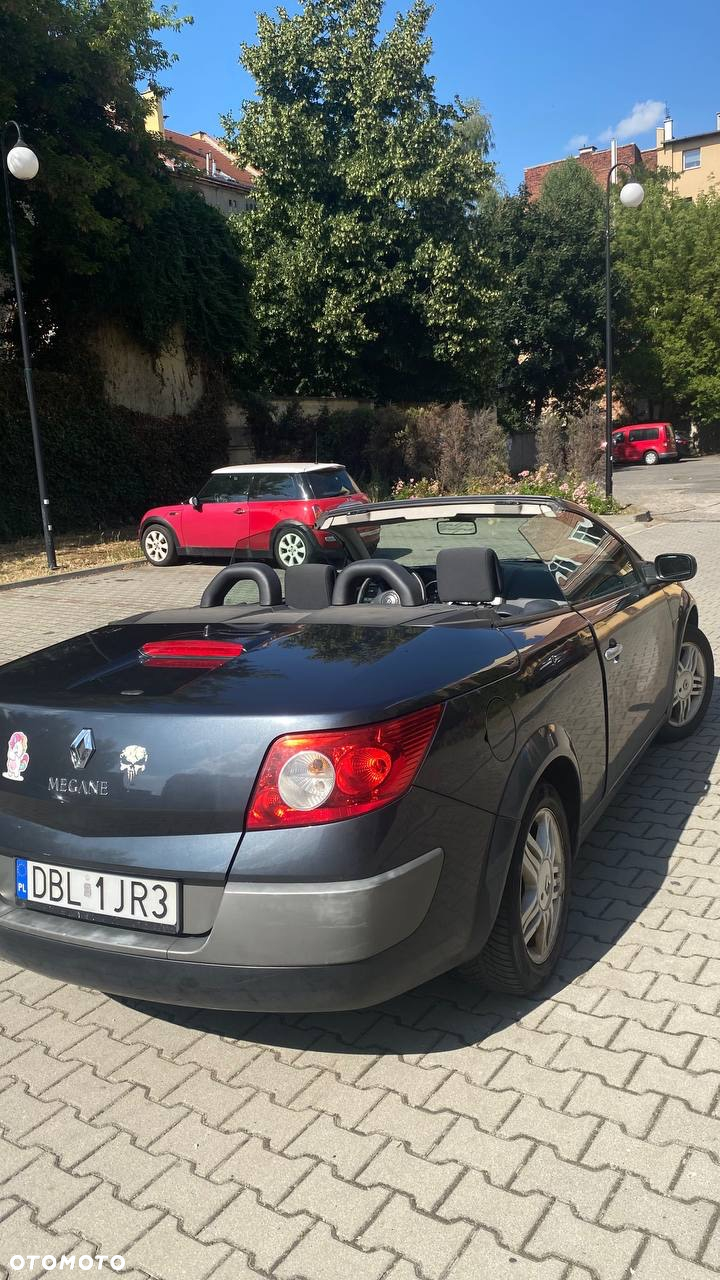 Renault Megane CC 1.6 Confort Authentique - 3