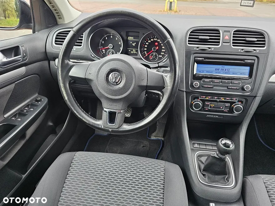 Volkswagen Golf 1.2 TSI BlueMotion Technology Comfortline - 27