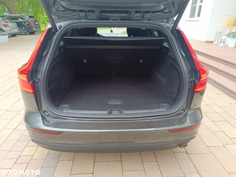 Volvo V60 D3 Momentum Core - 37