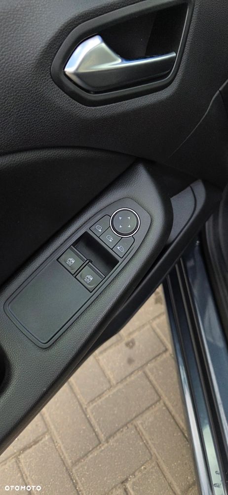 Renault Clio TCe 100 BUSINESS EDITION - 23