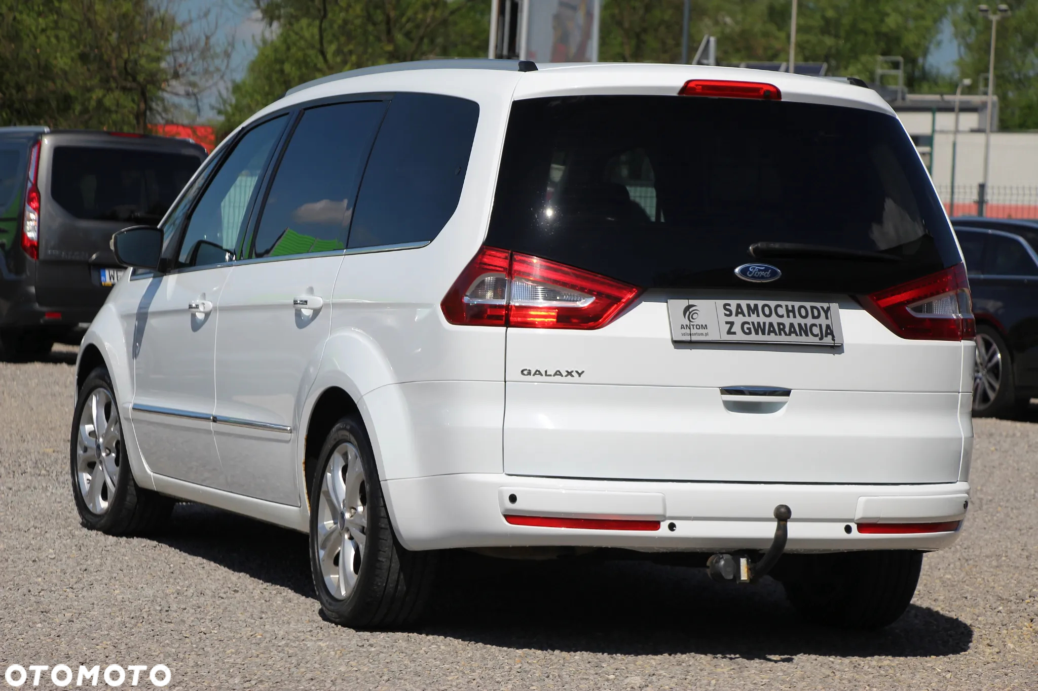 Ford Galaxy 2.0 TDCi Ghia - 8