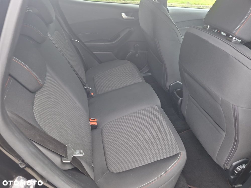 Ford Fiesta - 11