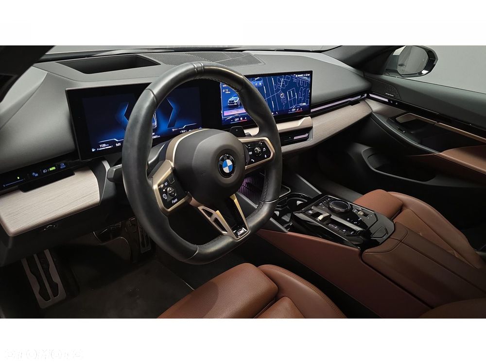 BMW Seria 5 - 16