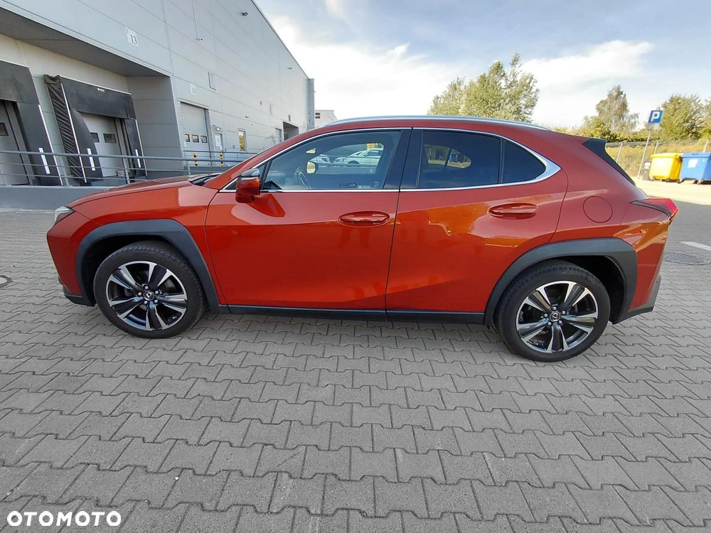 Lexus UX - 17