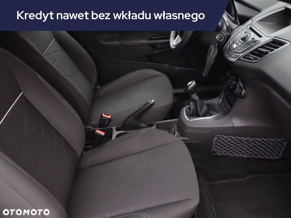 Ford Fiesta - 11