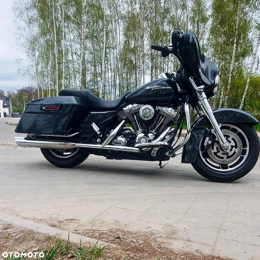 Harley-Davidson Touring Street Glide - 1
