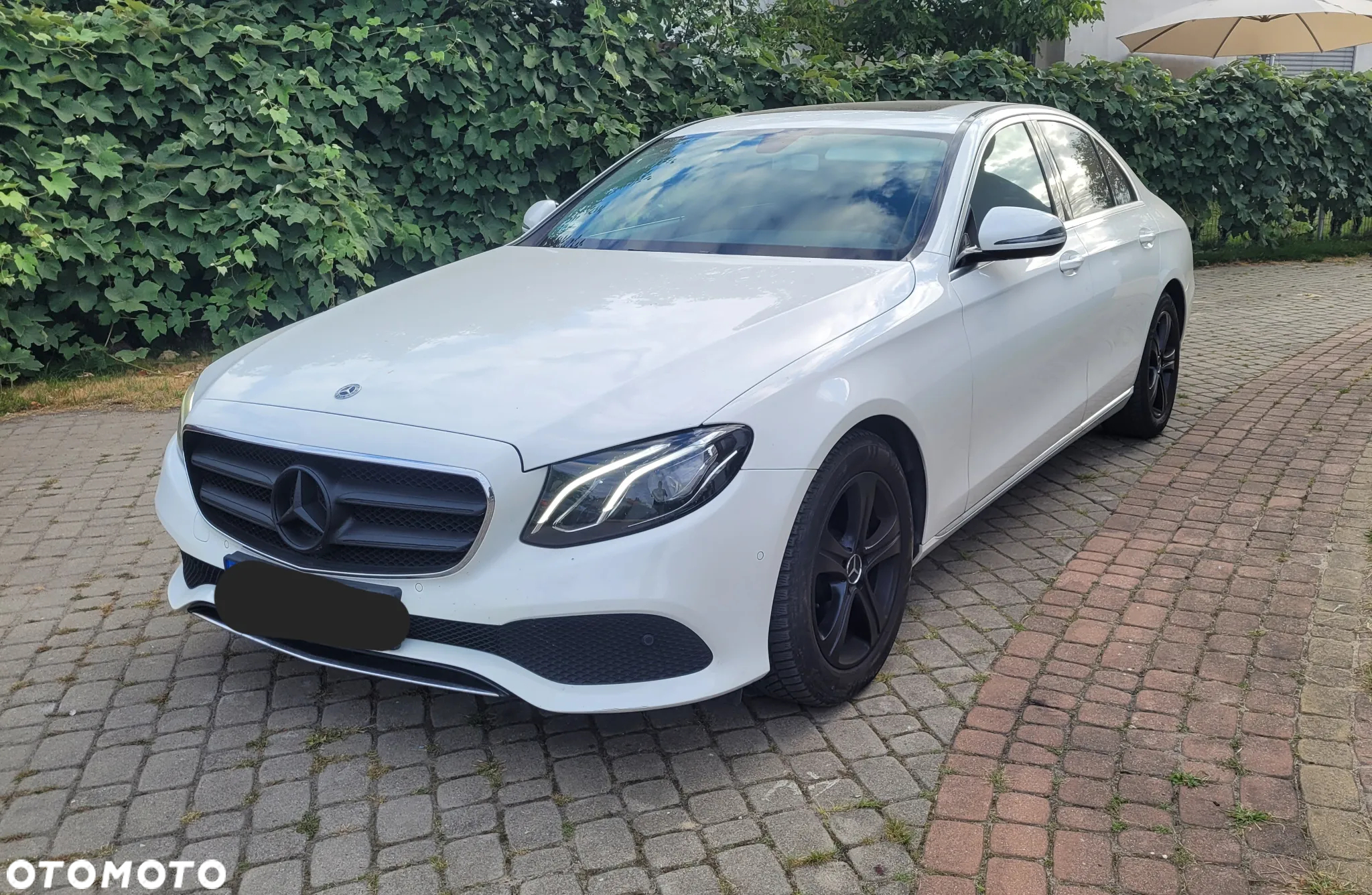 Mercedes-Benz Klasa E 250 9G-TRONIC - 2