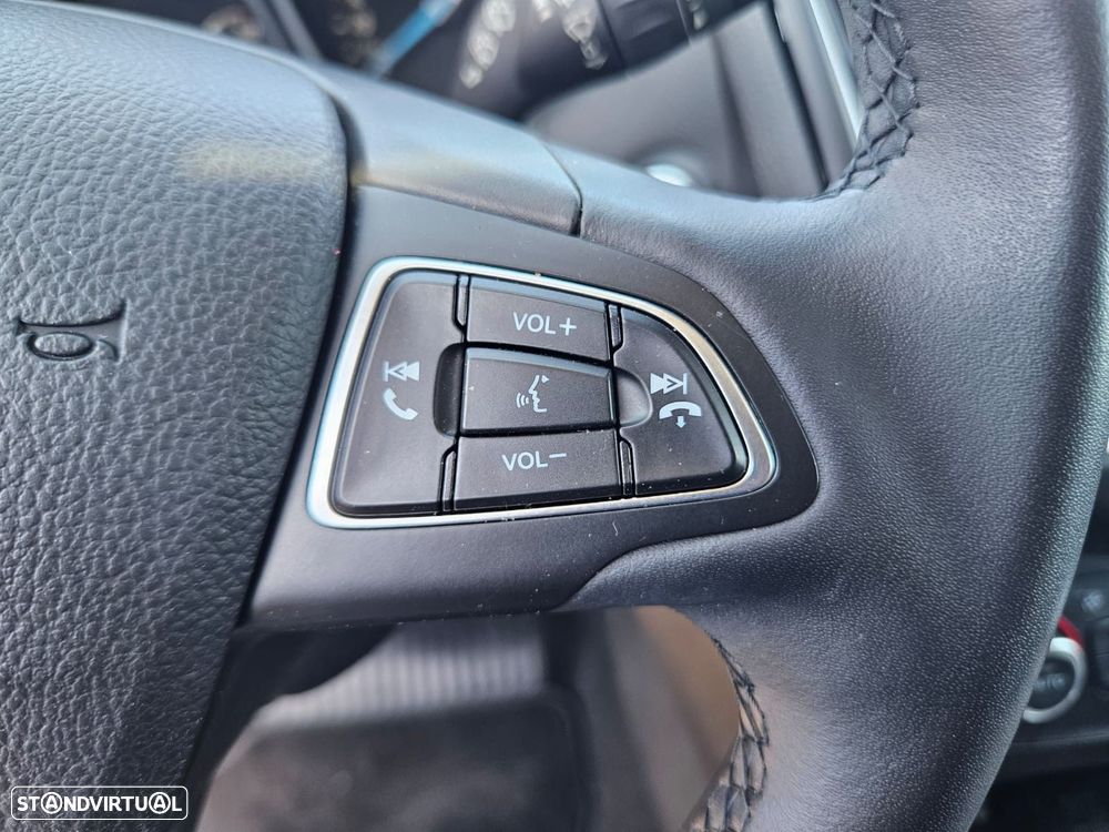 Ford Focus 1.0 EcoBoost Titanium Aut. - 38