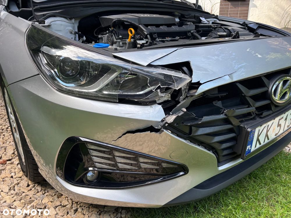 Hyundai i30 1.5 DPI Modern - 33
