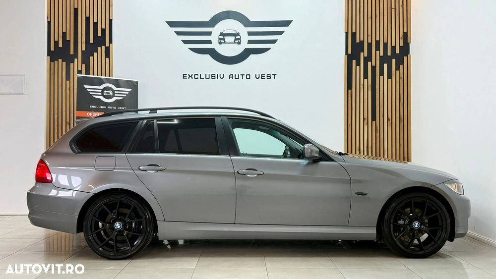 BMW Seria 3 320d DPF Touring - 14