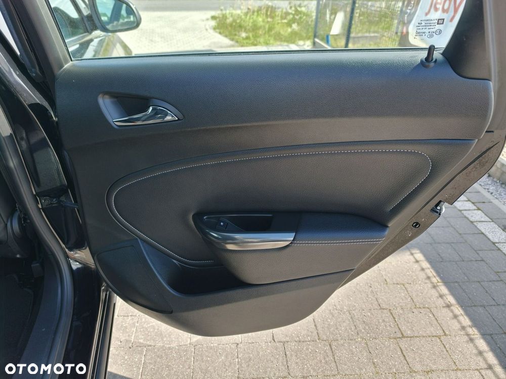 Opel Astra - 12