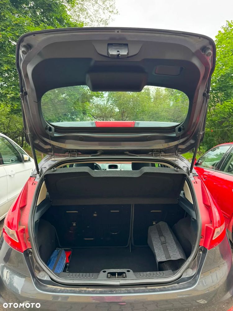 Ford Fiesta 1.25 Ambiente - 9