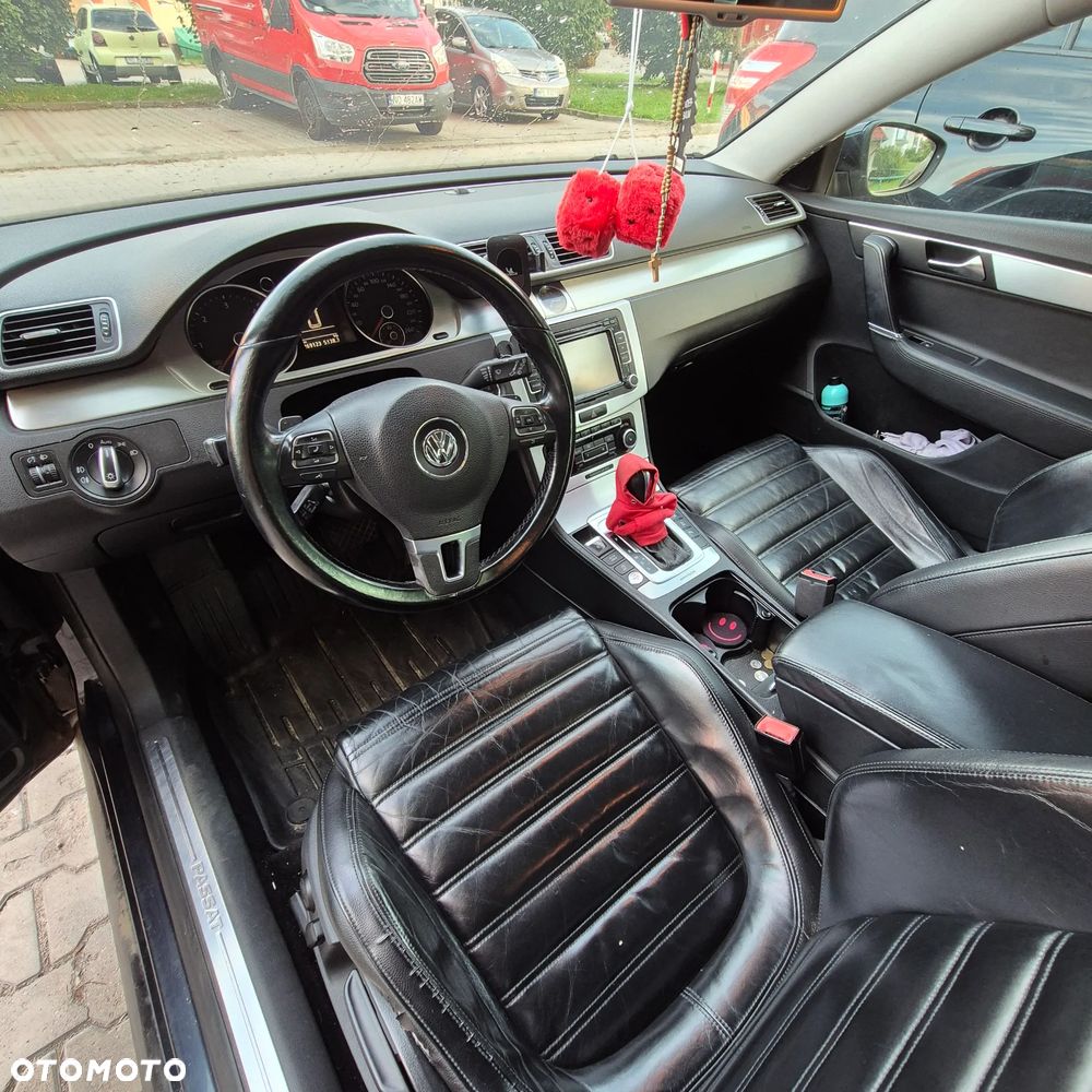 Volkswagen Passat 2.0 TDI 4Mot Highline DSG - 10