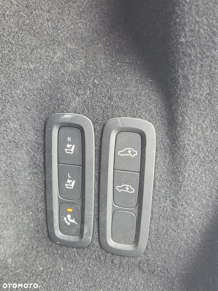 Volvo XC 60 - 31