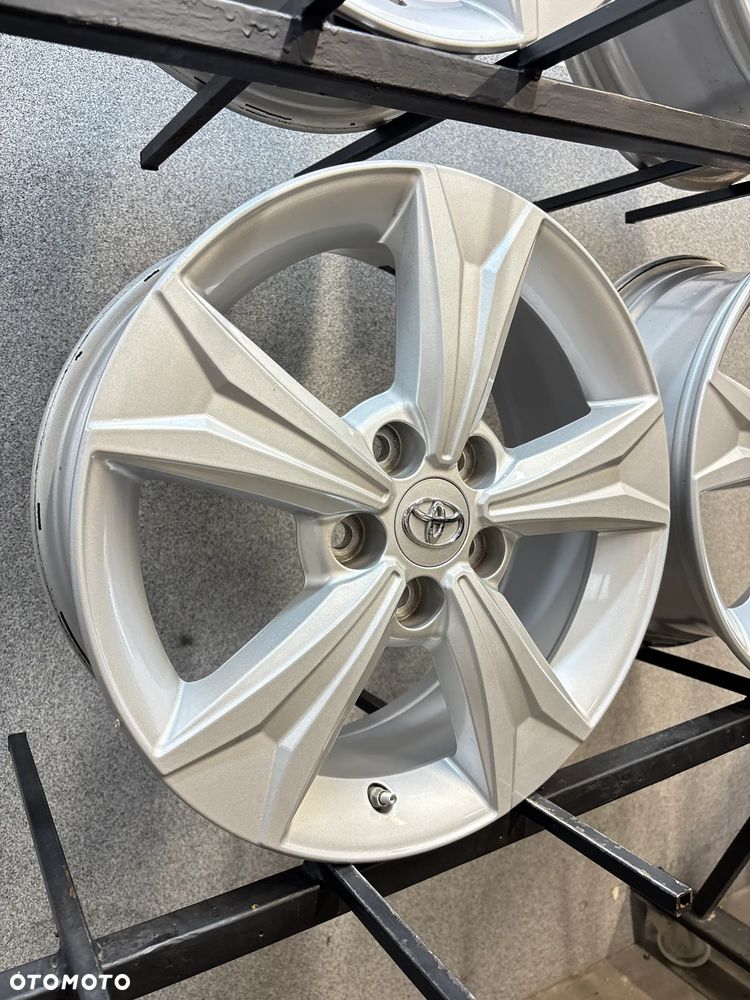 4 Felgi Alu. Toyota Yaris Cross, Chr 17" - 9
